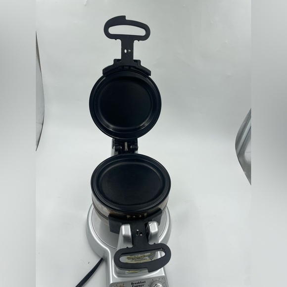 Waring Pro Breakfast Express WMR300 Rotating Belgian Waffle Omelet Stainless - Picture 3 of 9